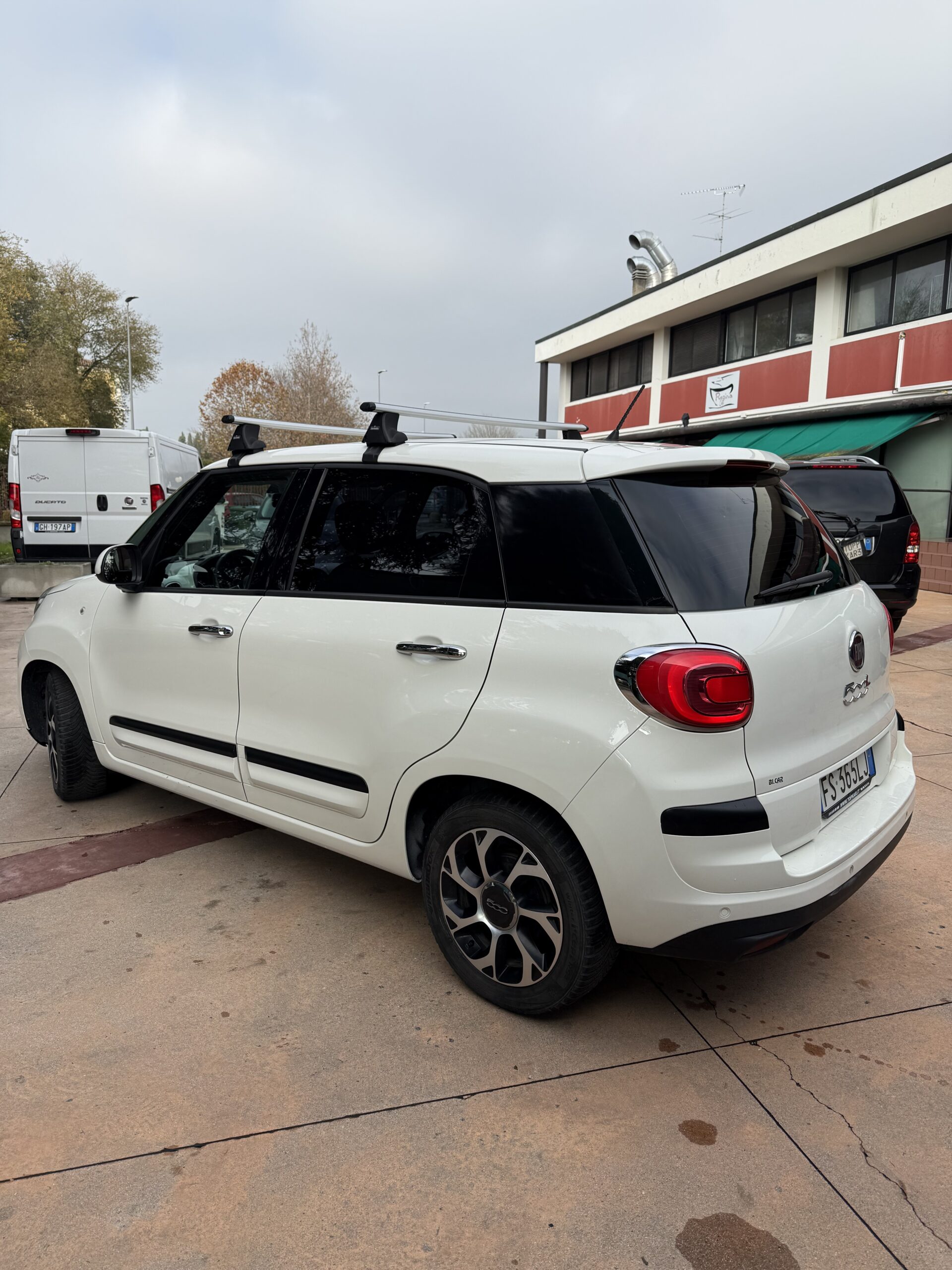 Fiat 500L 1.4 95 CV Cross con impianto GPL - immagine 6