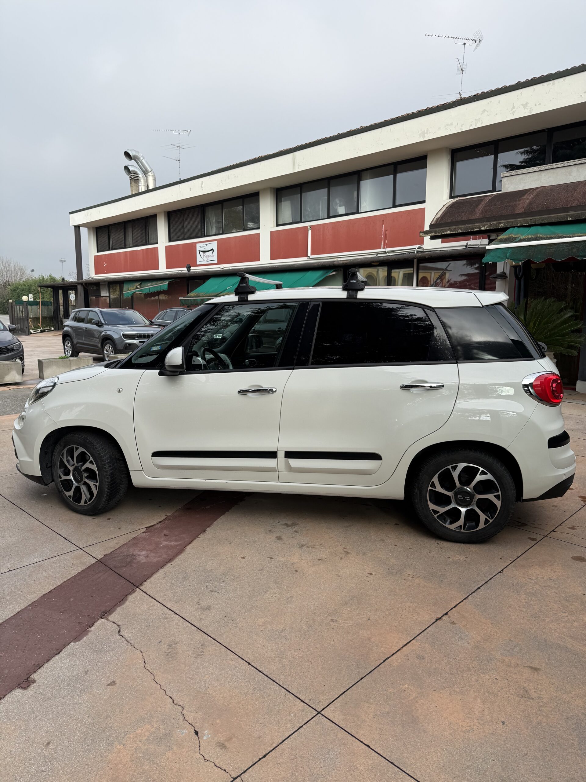 Fiat 500L 1.4 95 CV Cross con impianto GPL - immagine 7