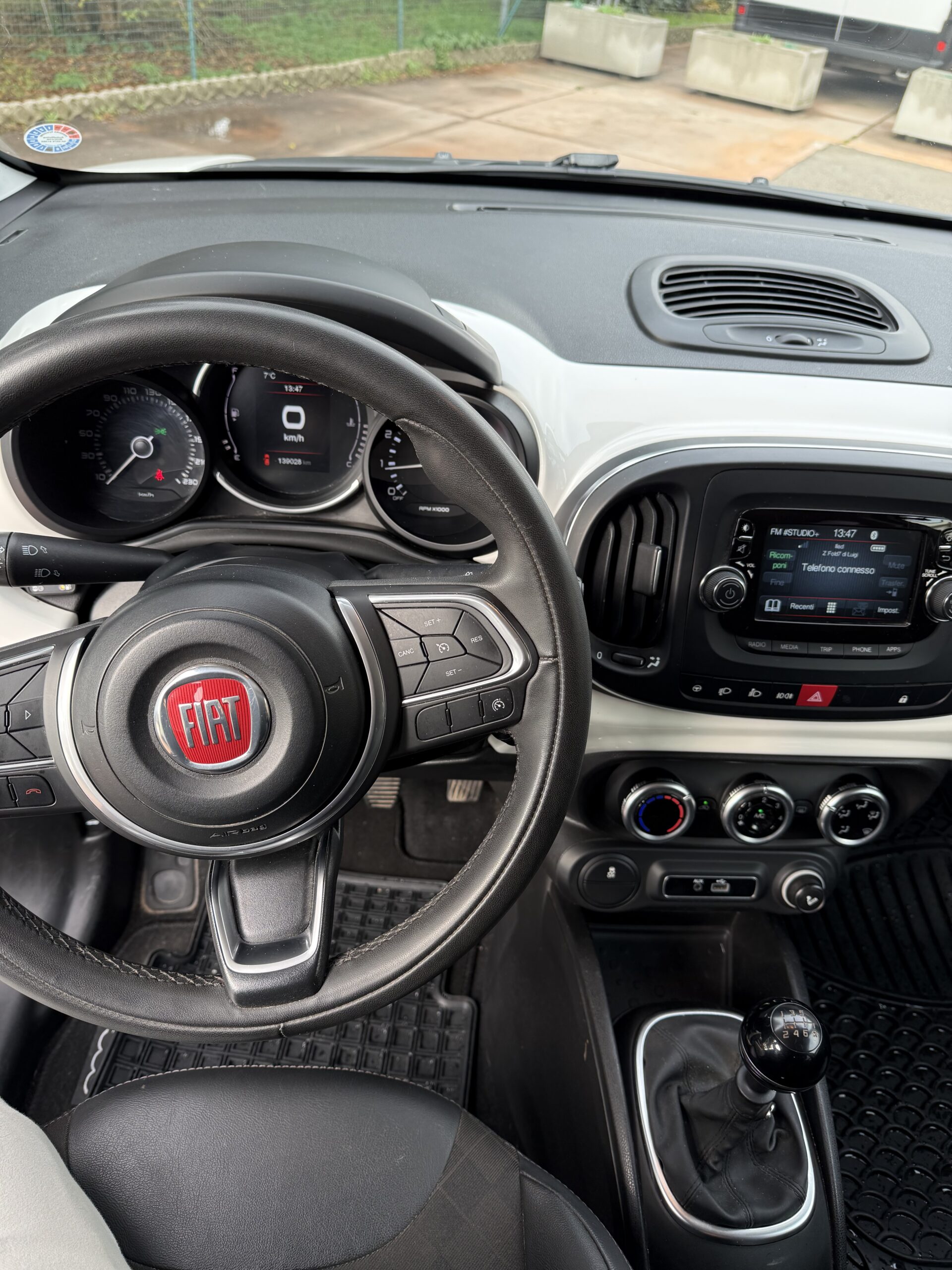 Fiat 500L 1.4 95 CV Cross con impianto GPL - immagine 9