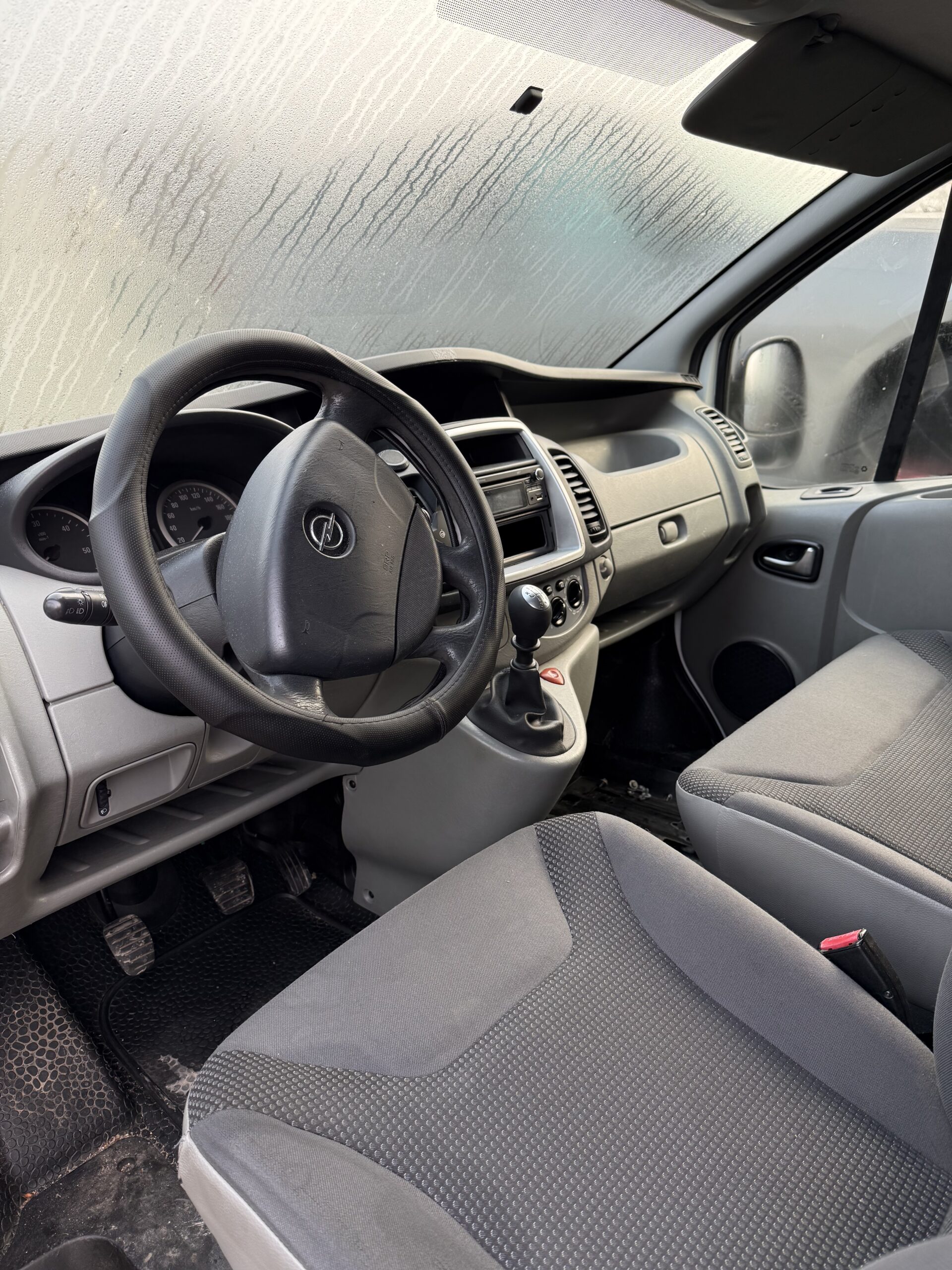 Opel Vivaro - immagine 6