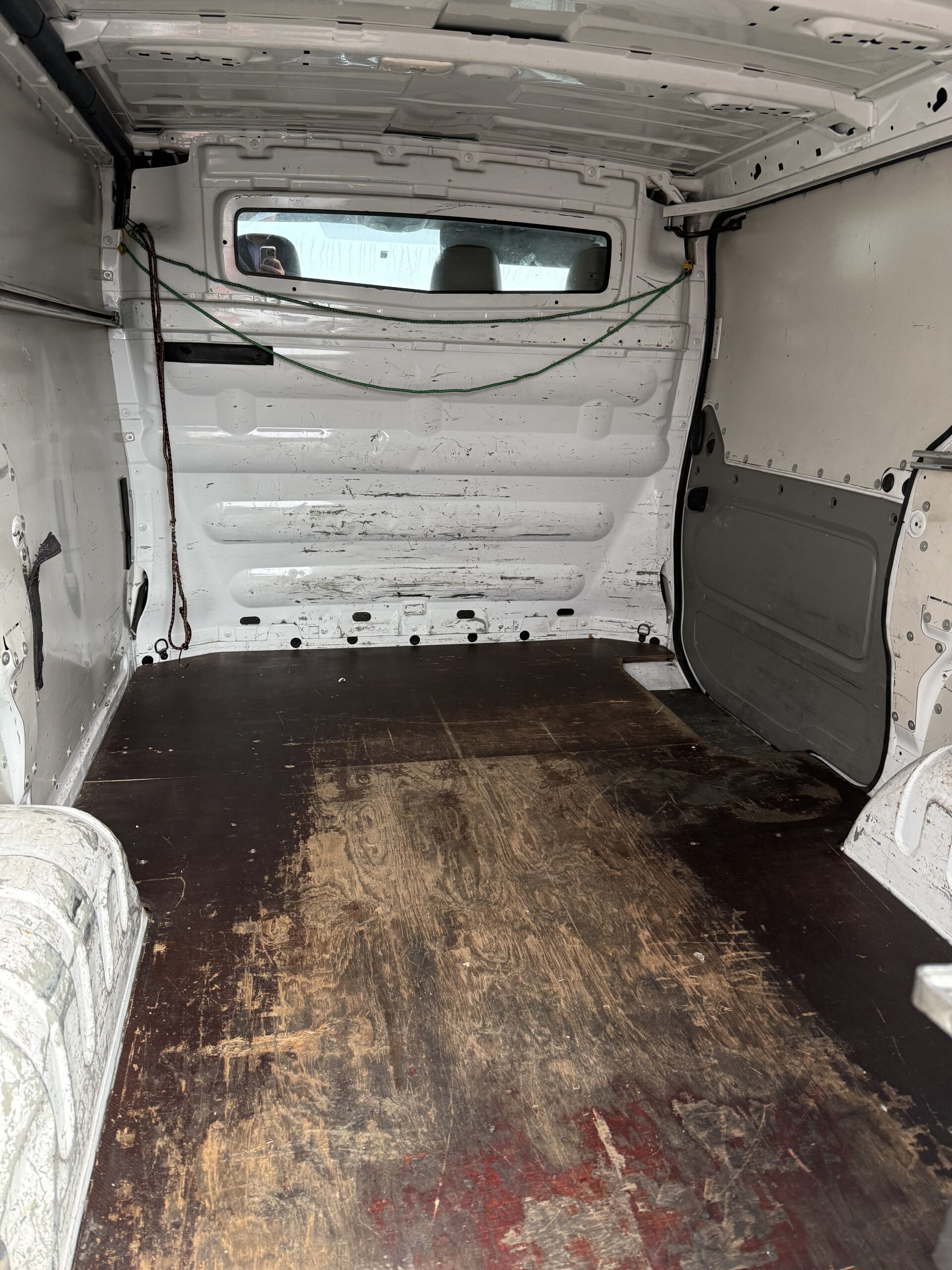 Opel Vivaro - immagine 8